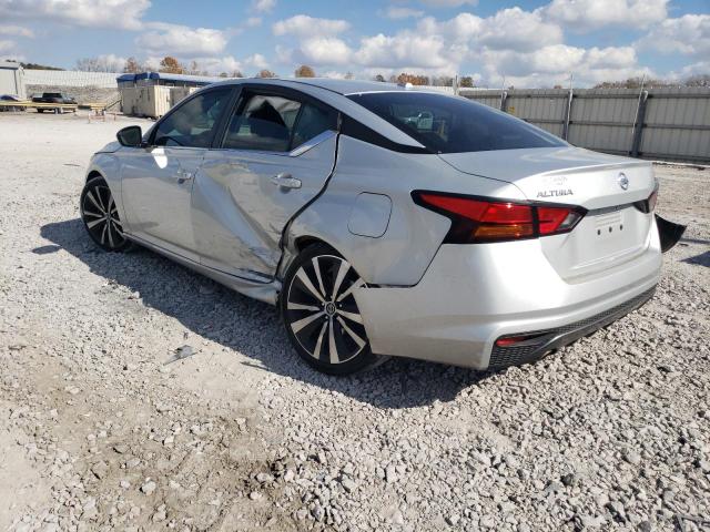 1N4BL4CV2KC151959 - 2019 NISSAN ALTIMA SR SILVER photo 2