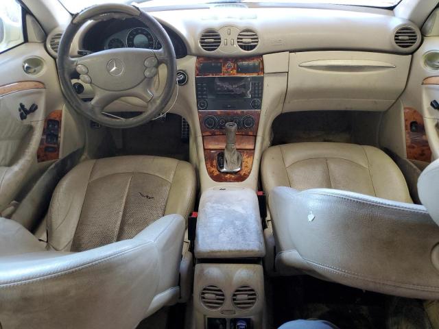 WDBTJ65J05F163135 - 2005 MERCEDES-BENZ CLK 320C WHITE photo 8