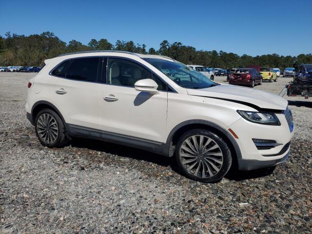 5LMCJ4C93KUL38444 - 2019 LINCOLN MKC BLACK LABEL Weiß Foto 4
