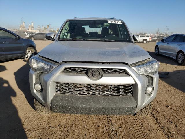 JTEBU5JR4G5371985 - 2016 TOYOTA 4RUNNER SR5/SR5 PREMIUM 银色 照片 5