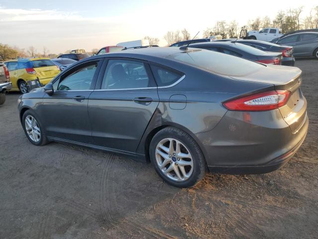 1FA6P0H7XF5124317 - 2015 FORD FUSION SE GRAY photo 2