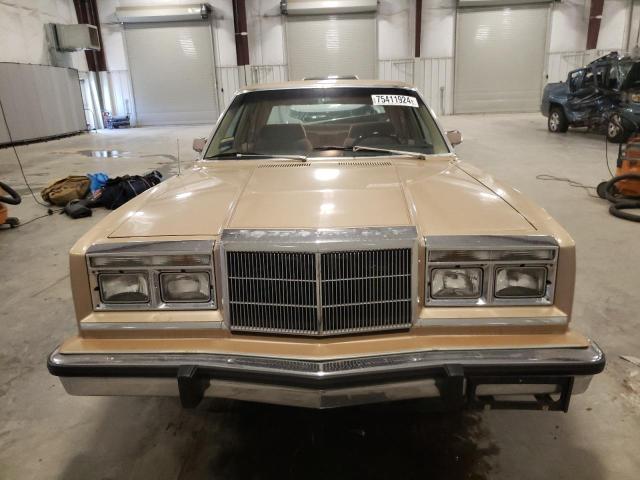 2C3BF66P5DR150653 - 1983 CHRYSLER NEW YORKER FIFTH AVENUE TAN photo 5