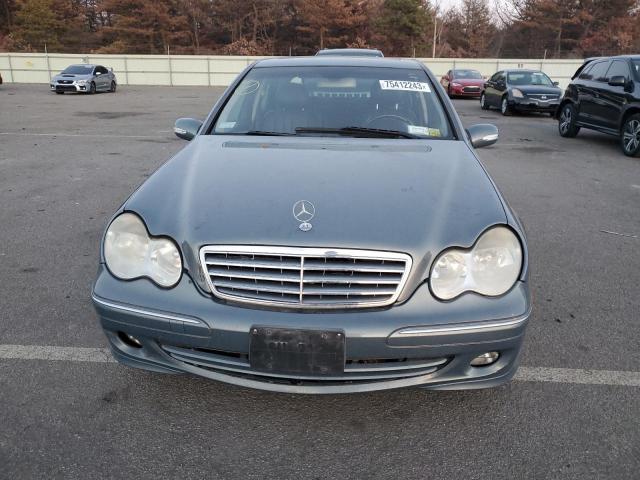 WDBRF81J55F660212 - 2005 MERCEDES-BENZ 240-CLASS 240 4MATIC GRAY photo 5