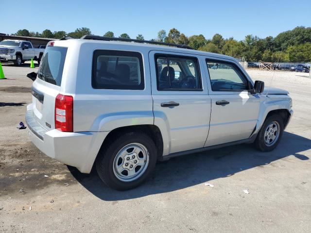 1J8FT28W08D622830 - 2008 JEEP PATRIOT SPORT SILVER photo 3