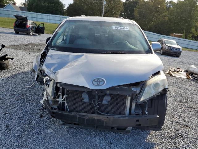 5TDDK3DC2CS044715 - 2012 TOYOTA SIENNA XLE SILVER photo 5