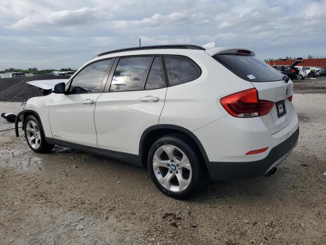 WBAVM1C59FV317081 - 2015 BMW X1 SDRIVE28I WHITE photo 2