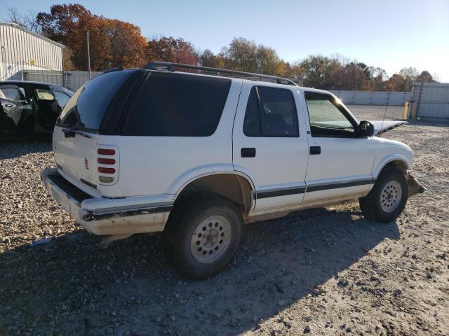 1GNDT13W2V2147583 - 1997 CHEVROLET BLAZER WHITE photo 3