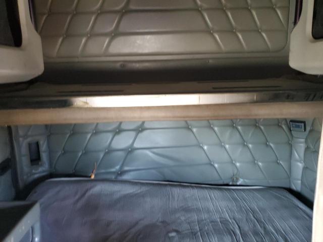 1FUJAPCG53DL01792 - 2003 FREIGHTLINER CONVENTION FLD132 XL CLASSIC BURGUNDY photo 6