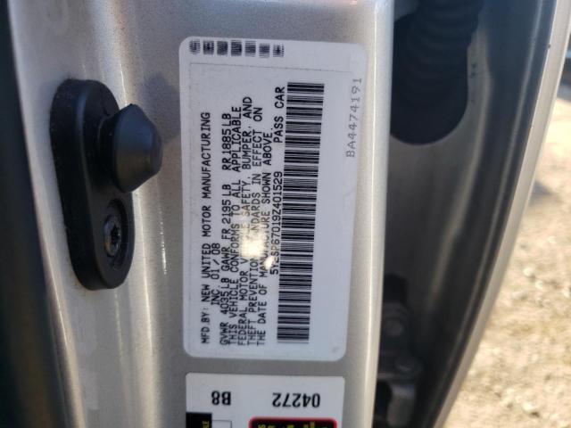 5Y2SP67019Z401529 - 2009 PONTIAC VIBE SILVER photo 12