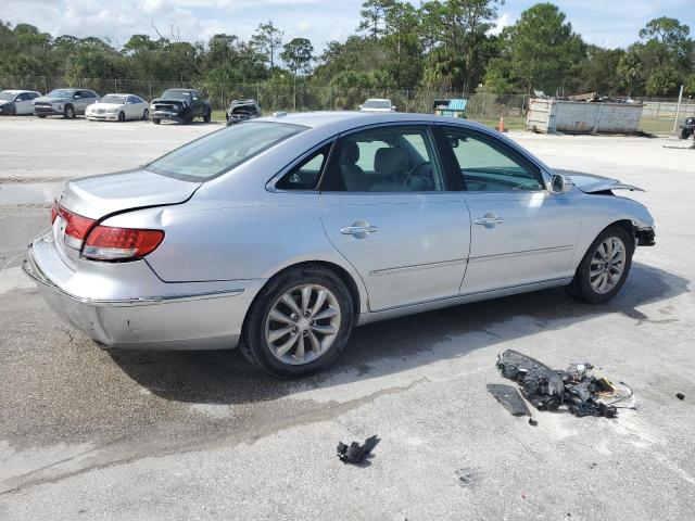 KMHFC46F27A242907 - 2007 HYUNDAI AZERA SE SILVER photo 3