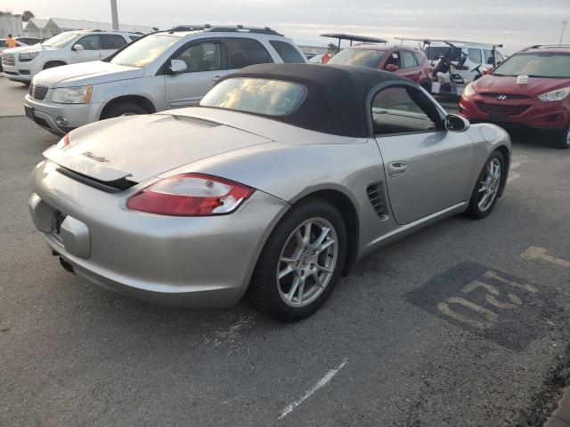 WP0CA29806S710172 - 2006 PORSCHE BOXSTER SILVER photo 3