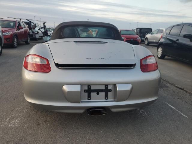 WP0CA29806S710172 - 2006 PORSCHE BOXSTER SILVER photo 6