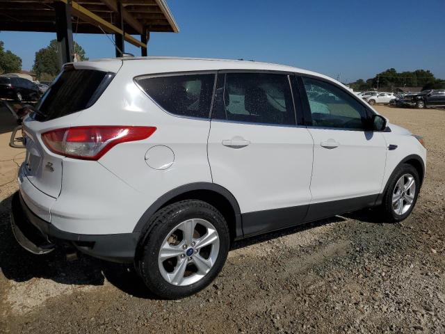 1FMCU9GX5FUB82350 - 2015 FORD ESCAPE SE WHITE photo 3