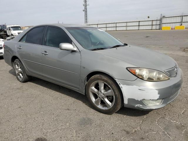 4T1BA32K56U084030 - 2006 TOYOTA CAMRY SE SILVER photo 4