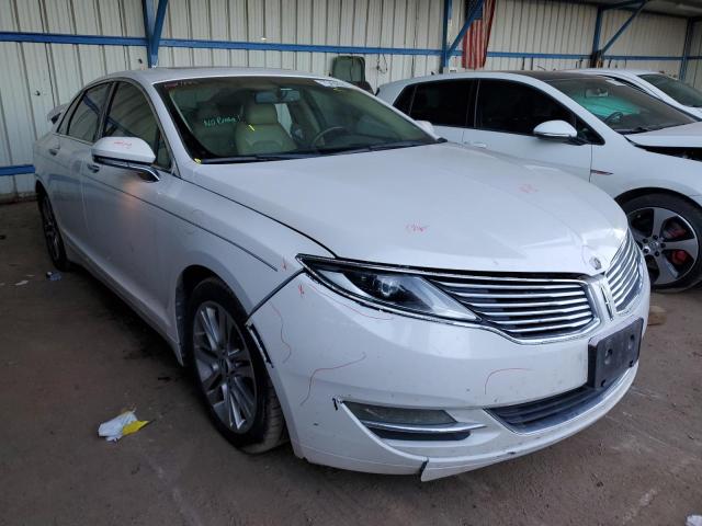 3LN6L2G94DR804241 - 2013 LINCOLN MKZ WHITE photo 4