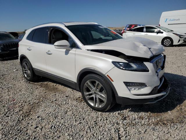 5LMCJ3D97KUL38732 - 2019 LINCOLN MKC RESERVE WHITE photo 1