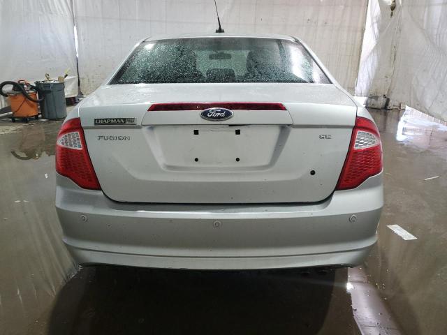 3FAHP0HA3BR102381 - 2011 FORD FUSION SE SILVER photo 6