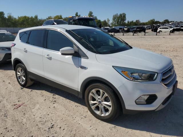 1FMCU0GD9HUC49293 - 2017 FORD ESCAPE SE WHITE photo 4