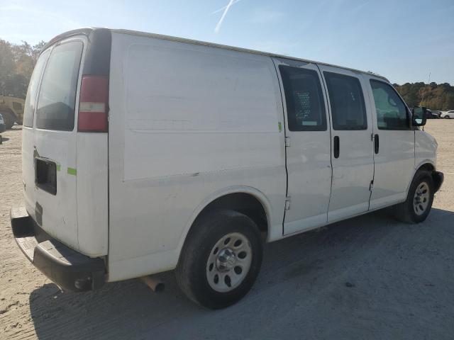 1GCSGAFXXB1135028 - 2011 CHEVROLET EXPRESS G1 WHITE photo 3