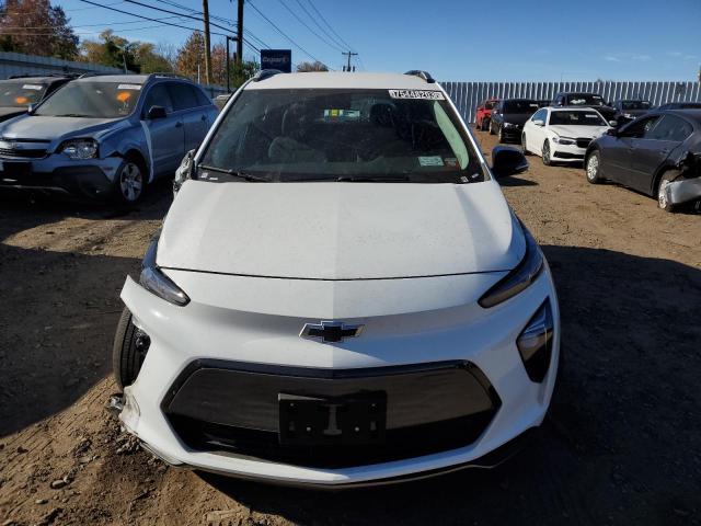 1G1FY6S06P4169132 - 2023 CHEVROLET BOLT EUV LT WHITE photo 5