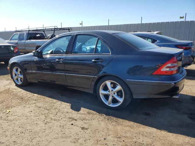 WDBRF40JX4F549292 - 2004 MERCEDES-BENZ C 230K SPORT SEDAN BLUE photo 2