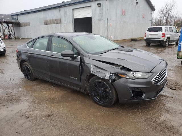 3FA6P0LU6KR196863 - 2019 FORD FUSION SE CHARCOAL photo 4