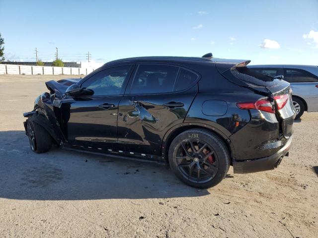 ZASPAJANXK7C71130 - 2019 ALFA ROMEO STELVIO BLACK photo 2