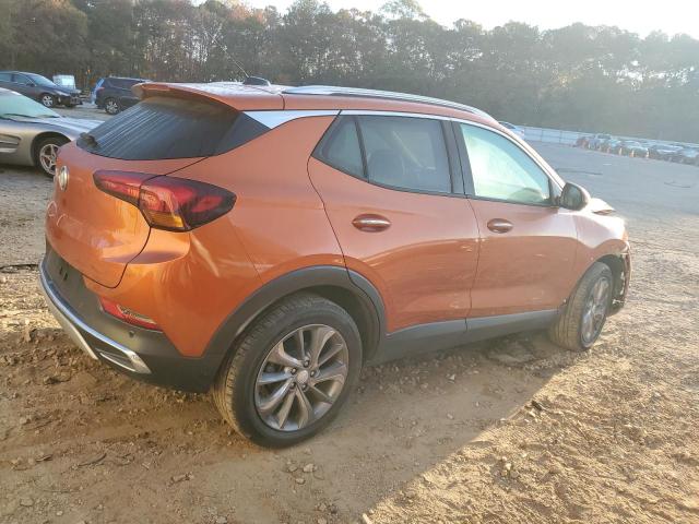 KL4MMFSL2NB052395 - 2022 BUICK ENCORE GX ESSENCE ORANGE photo 3