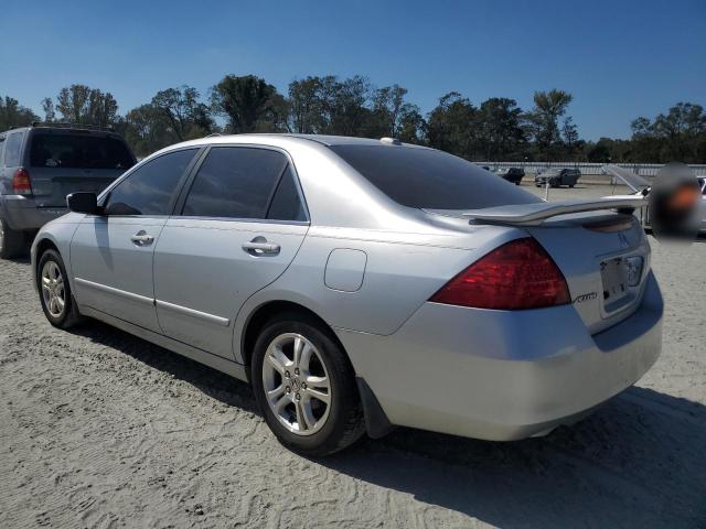 1HGCM56866A133846 - 2006 HONDA ACCORD EX SILVER photo 2