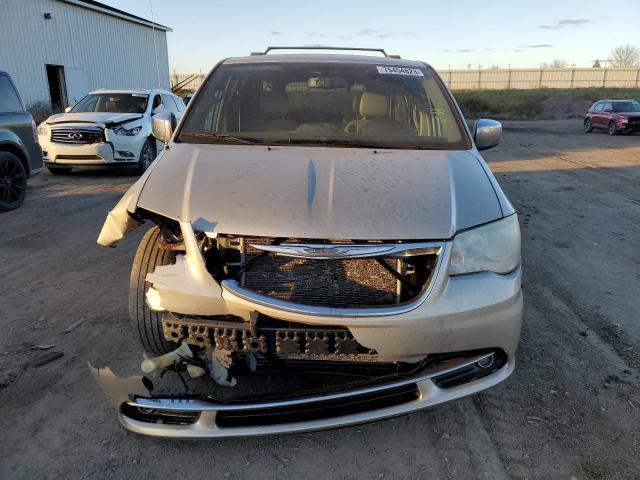 2C4RC1CG1CR252301 - 2012 CHRYSLER TOWN & COU TOURING L TAN photo 5