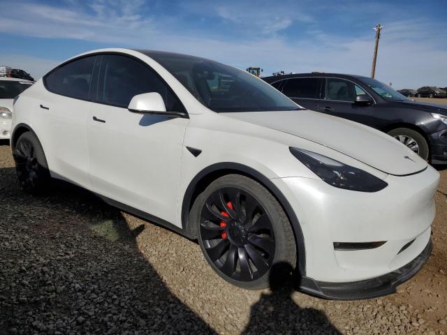 5YJYGDEF0MF157733 - 2021 TESLA MODEL Y WHITE photo 4