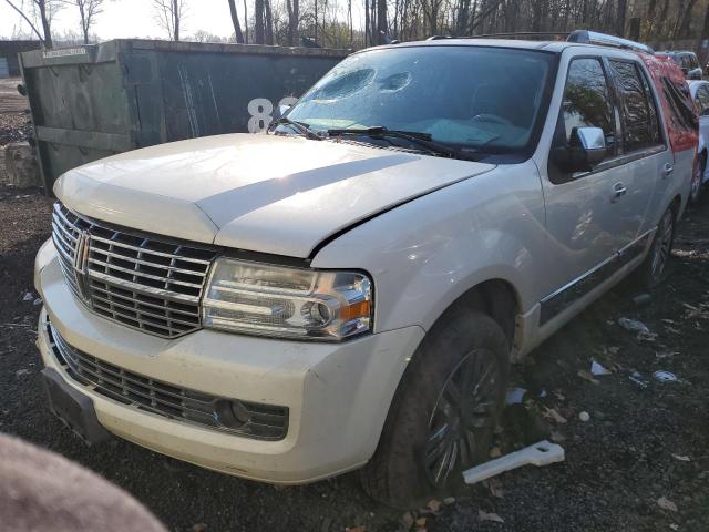 5LMFU28598LJ06525 - 2008 LINCOLN NAVIGATOR WHITE photo 1
