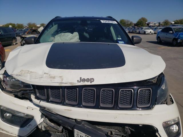 3C4NJDDB5JT222222 - 2018 JEEP COMPASS TRAILHAWK WHITE photo 5