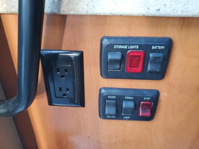 51Z6C4643C1056352 - 2012 ROADMASTER RAIL LF4F თაფლისფერი ფოტო 9