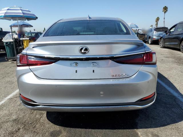 58AFA1C19RU041397 - 2024 LEXUS ES 300H BASE SILVER photo 6