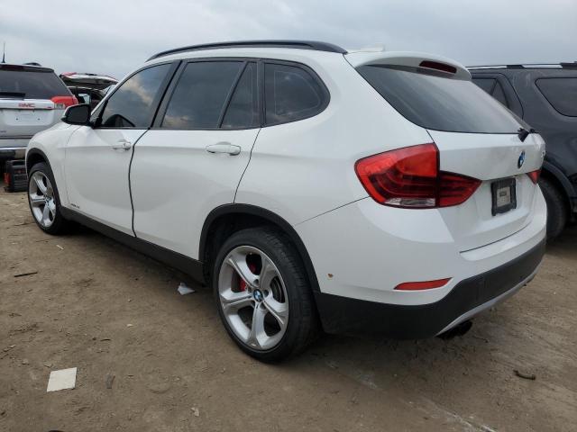 WBAVM5C50FVV95343 - 2015 BMW X1 XDRIVE35I WHITE photo 2