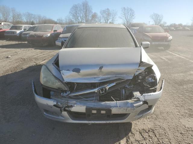 1HGCM66527A045017 - 2007 HONDA ACCORD EX SILVER photo 5