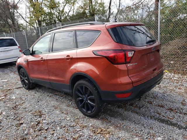 1FMCU9GD3KUB09557 - 2019 FORD ESCAPE SE ORANGE photo 2