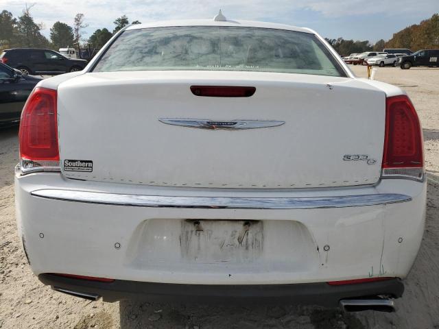 2C3CCAEG4GH358678 - 2016 CHRYSLER 300C WHITE photo 6