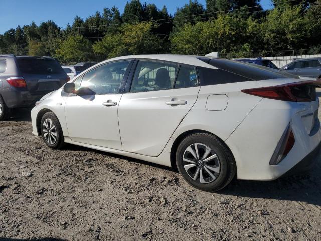 JTDKARFP4H3018364 - 2017 TOYOTA PRIUS PRIM WHITE photo 2