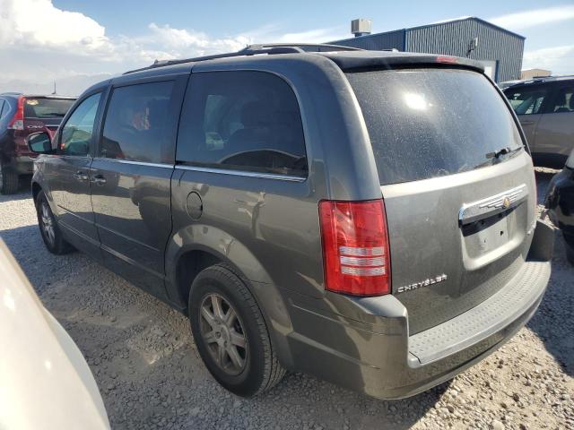 2A4RR2D15AR374715 - 2010 CHRYSLER TOWN & COU LX GRAY photo 2