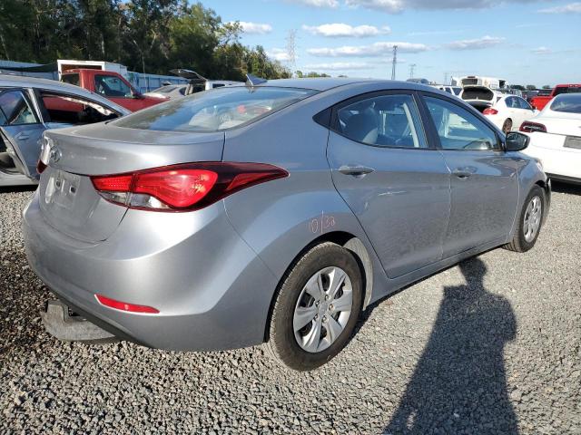 5NPDH4AE9GH687486 - 2016 HYUNDAI ELANTRA SE SILVER photo 3