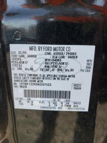 1FTRF12295KD57523 - 2005 FORD F150 BLACK photo 12