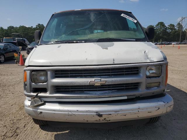 1GCGG25R4Y1225881 - 2000 CHEVROLET EXPRESS G2 WHITE photo 5