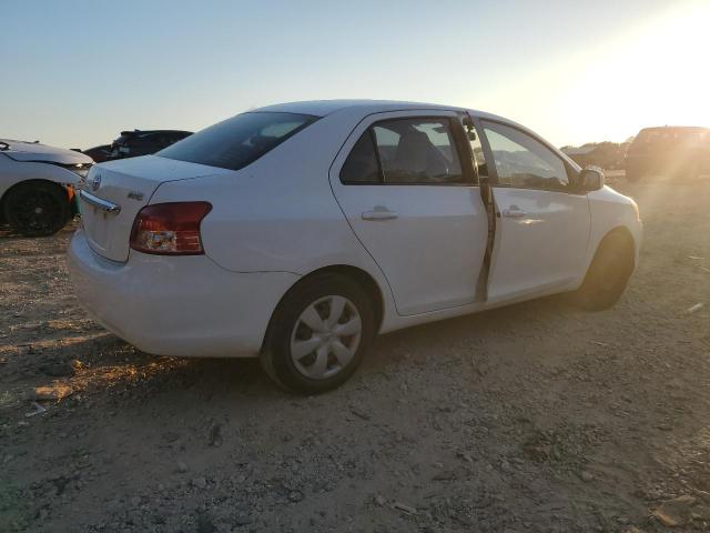 JTDBT903171182763 - 2007 TOYOTA YARIS WHITE photo 3