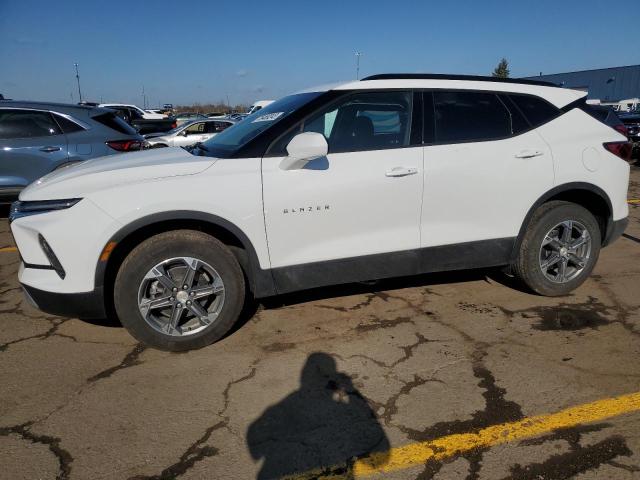 3GNKBCR49PS189476 - 2023 CHEVROLET BLAZER 2LT WHITE photo 1