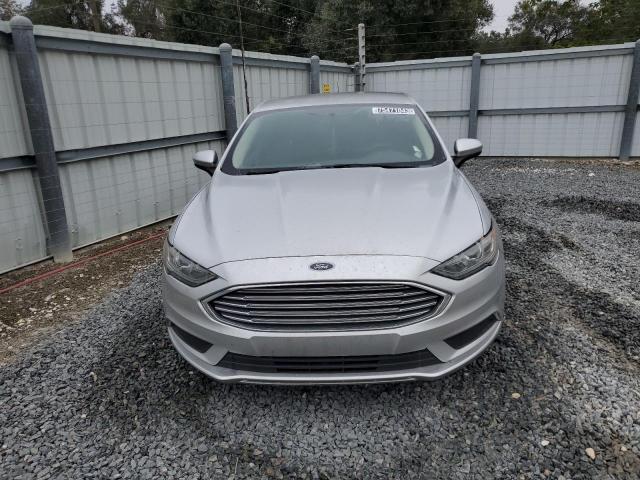 3FA6P0LU2HR301360 - 2017 FORD FUSION SE HYBRID SILVER photo 5