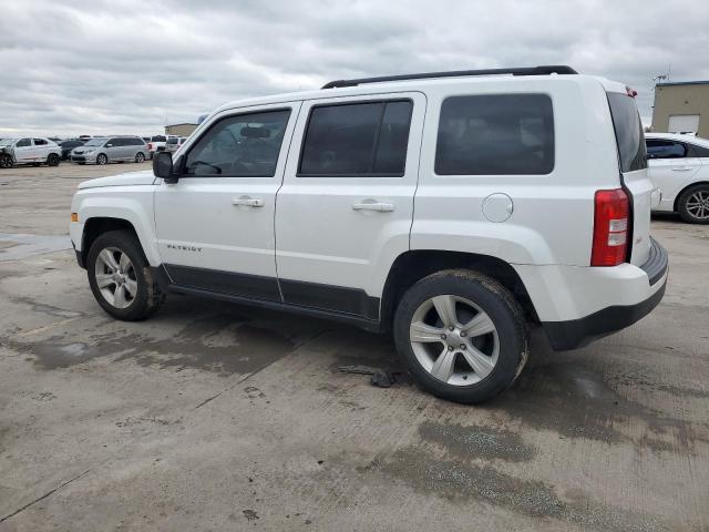 1C4NJPFA3HD148496 - 2017 JEEP PATRIOT LATITUDE WHITE photo 2