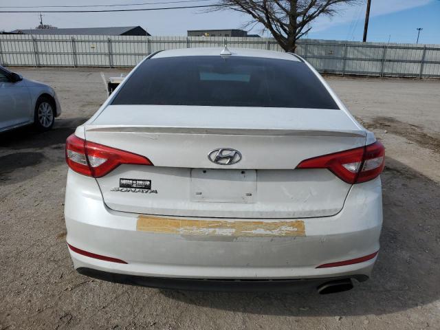 5NPE24AFXGH412496 - 2016 HYUNDAI SONATA SE WHITE photo 6