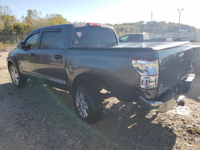 5TFDM5F11BX019427 - 2011 TOYOTA TUNDRA CREWMAX SR5 GRAY photo 2